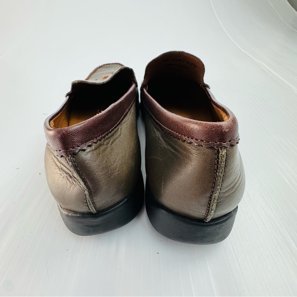 H.S. Trask & Co. Green Leather Loafers - Picture 2 of 11